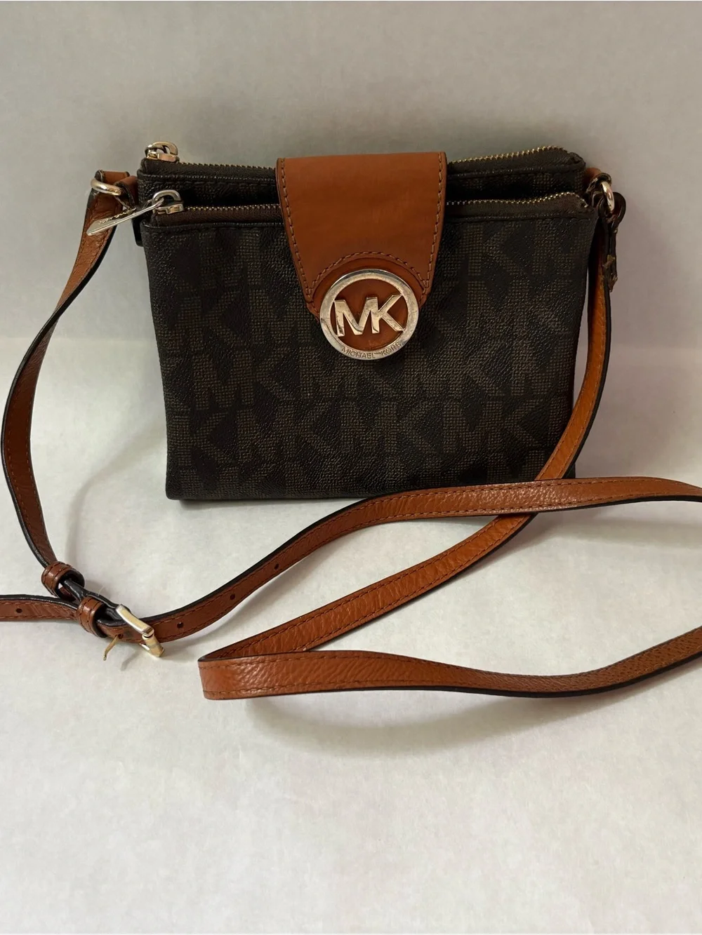 Michael Kors Dark Brown Signature Crossbody with Tan Trim